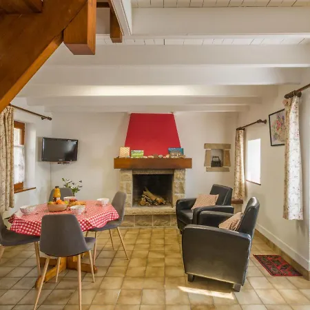Dom wakacyjny Chez Jeanne By Interhome